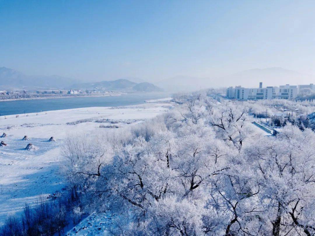 吉林田野上的吉他之音