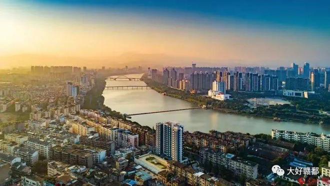 江西日报,聚焦江西发展动态